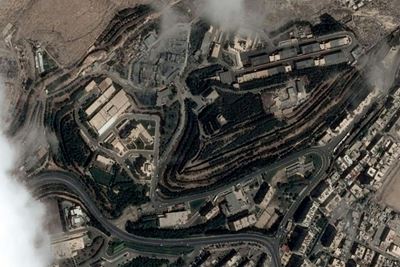 France freezes company assets over Syria chemical weapons
