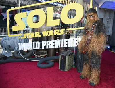 Hollywood glitters as 'Star Wars' stages 'Solo' premiere