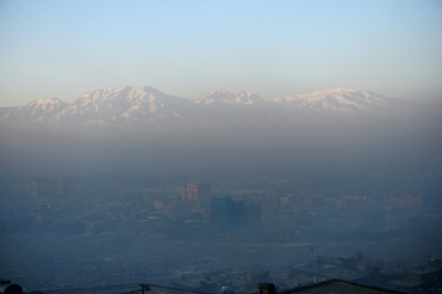 Kabul chokes on dirty air as temperatures plunge 