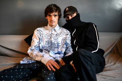 Paris fashion gets physical despite Omicron