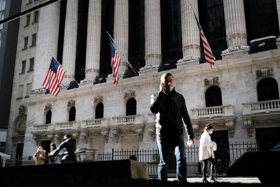 Wall Street retreats from records amid political turmoil