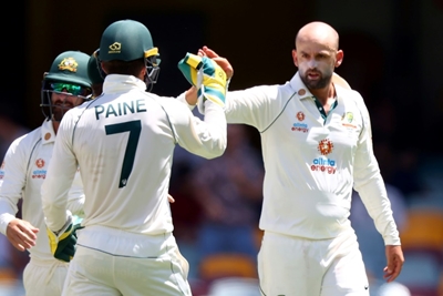 Australian bowlers want Paine as wicketkeeper for Ashes - Lyon