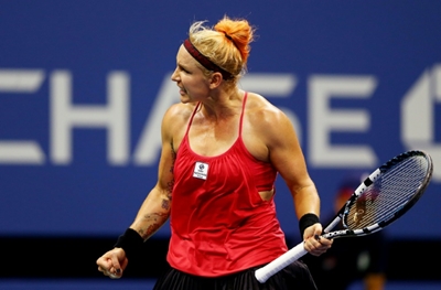 Mattek-Sands rallies to beat Venus in San Jose
