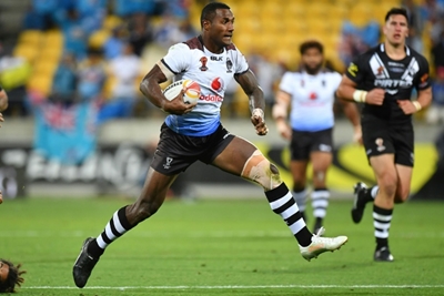 Fijian Test flyer Vunivalu switches to rugby union