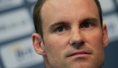 Strauss steps down from England cricket director role