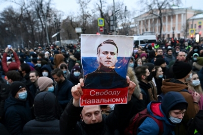 Navalny's team calls for weekend protests outside Russia's FSB