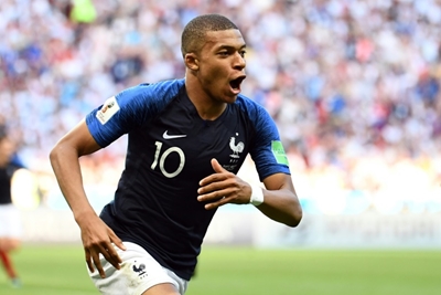 France's Mbappe sprints towards superstar status at World Cup