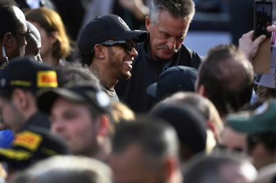 Australia F1 rules out fan ban in wake of Bahrain GP move