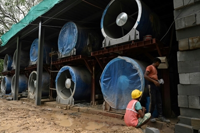 Smog tower to help Delhi breathe but experts sceptical