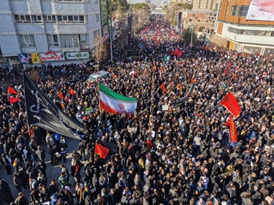 Stampede at Iran general's funeral leaves over 30 dead