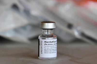US grants Pfizer Covid vaccine full approval