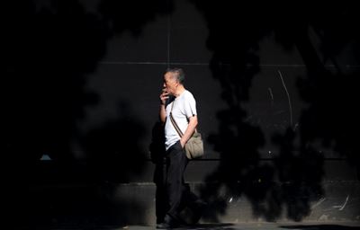 Smoking giant China planning e-cigarette regulation 