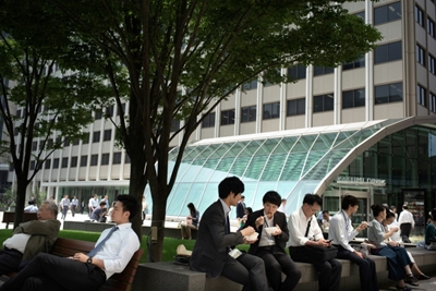 Japan worker's pay docked for taking lunch 3 minutes early