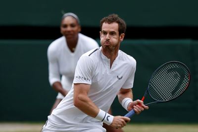 Murray encouraged by progress after hip surgery 