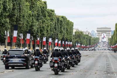 Champs-Elysees to be turned into new Paris garden