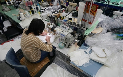 Garment district decline threatens fabric of New York