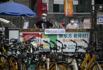 What is China doing to stop Beijing's new coronavirus outbreak?