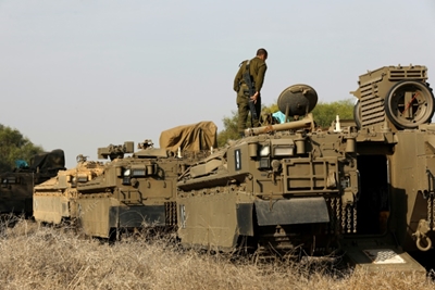 Israel to boost Gaza border, West Bank forces for US embassy move