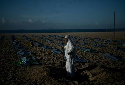 Brazil hits 82,000 Covid deaths in April, new monthly record