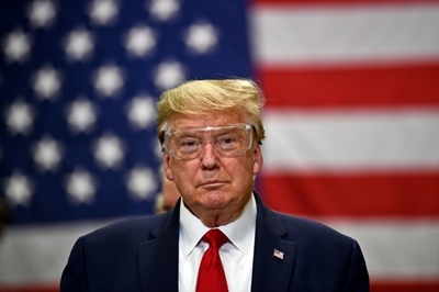 Trump dismisses concern over virus spreading in White House