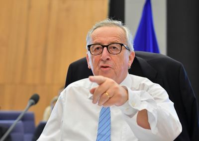 EU's Juncker in last-ditch bid to end Trump trade war