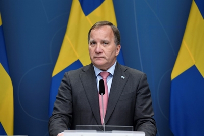 Swedish PM resigns following no confidence vote