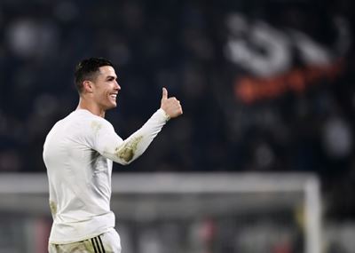 'Try something new, come to Italy,' Ronaldo urges Messi