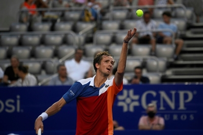 Medvedev replaces Djokovic as world number one