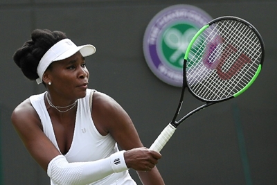 Venus hits back at Wimbledon, Federer, Serena ready to roll