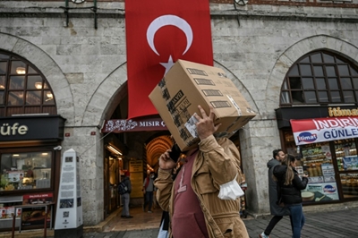 Erdogan defends 'risky but correct' economic policy