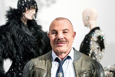Paris Fashion Week returns to yet more mourning