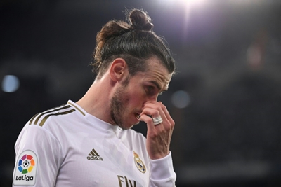 Don't rush to restart La Liga, Bale warns