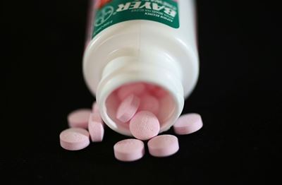 Aspirin use cuts risk of digestive tract cancers: study