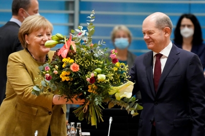 German parties to unveil deal for post-Merkel government