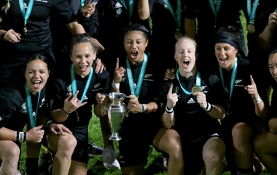 New Zealand women's rugby team awarded professional contracts
