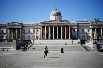 UK scientist behind lockdown quits after breaking rules