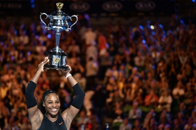 Australian Open: History beckons as Serena shoots for Slam history