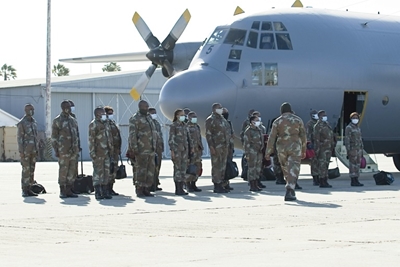 South Africa deploys military medics to virus hotspot