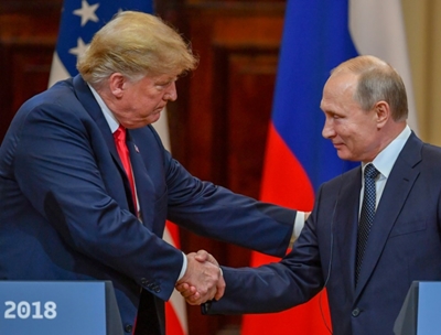 Trump's overtures to Putin stir opposition at home
