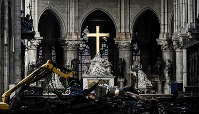 Controversial Notre-Dame redesign up for vote