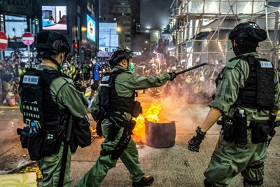 China parliament approves plan to impose HK security law 