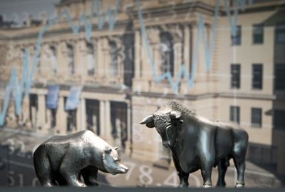 German investor confidence hits 5-year low on trade tensions