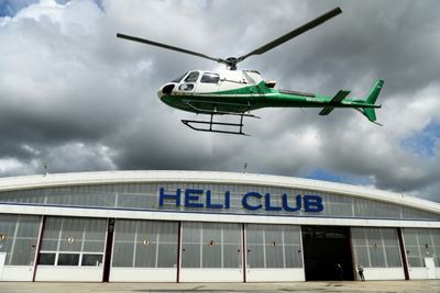 Rich Russians fuel private jet demand to skirt virus lockdown
