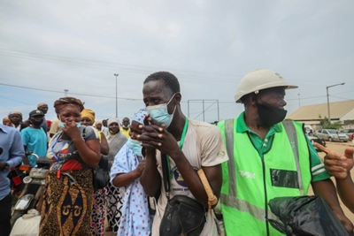 Total halts Mozambique gas project after attacks
