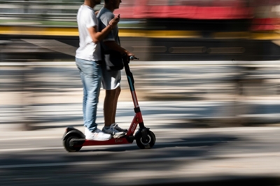 Paris e-scooters forced to slow down in busy areas