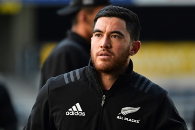 Ex-All Black Milner-Skudder signs with Highlanders