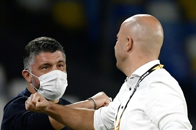 'Maradona a legend, but wear your masks,' Napoli coach tells mourning fans