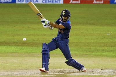 Sri Lanka bowlers limit India to 132-5 in Covid-hit T20