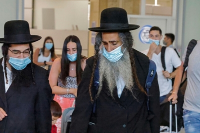 Frustrated pilgrims blame Israel government for Ukraine border ordeal