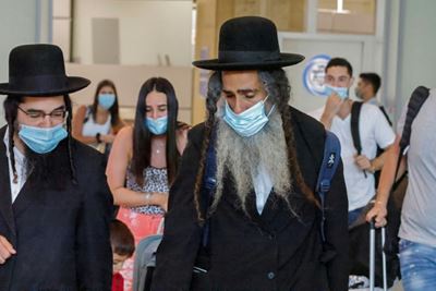 Frustrated pilgrims blame Israel government for Ukraine border ordeal